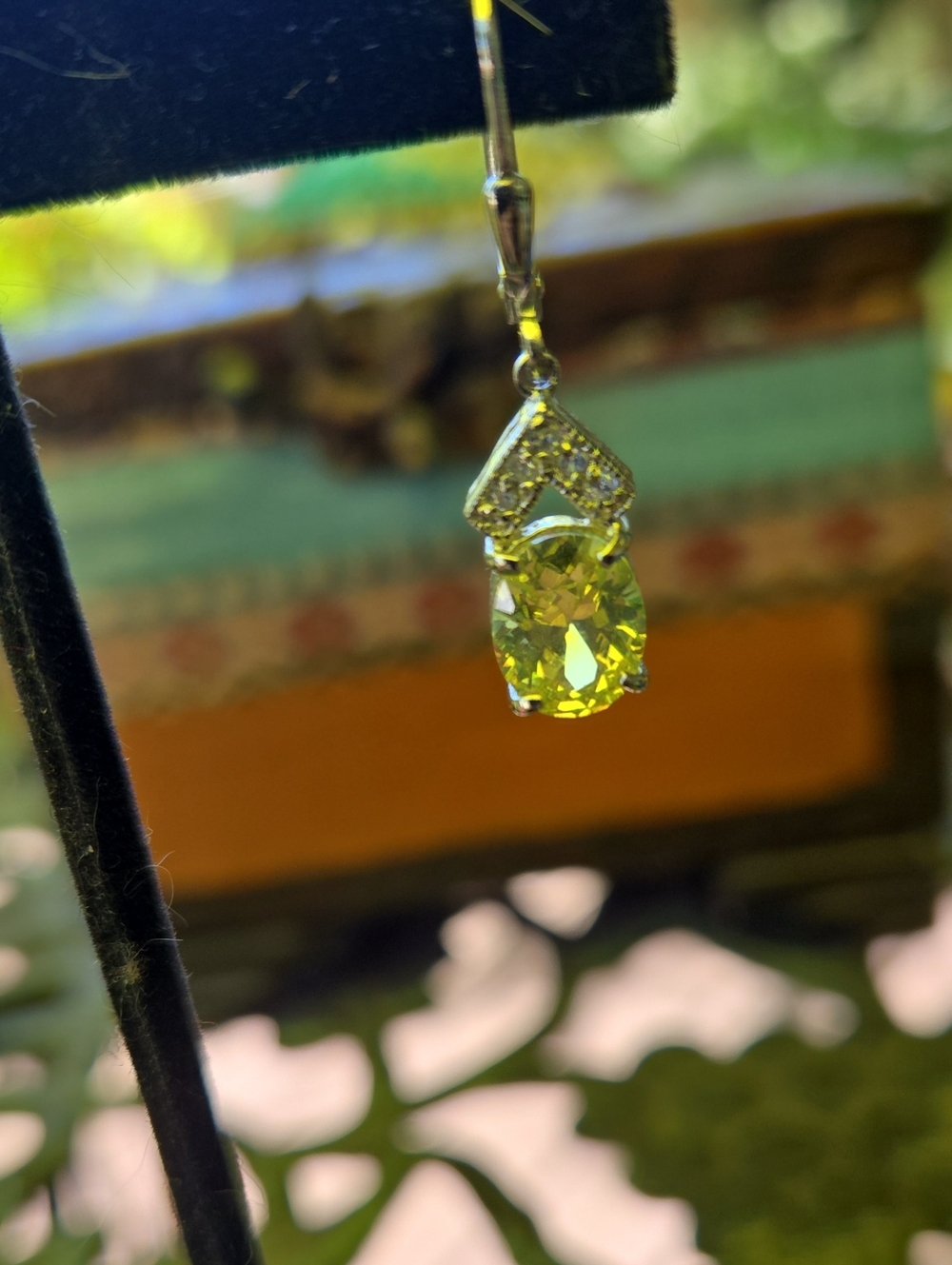 Peridot Drop Earringa